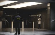 Curs agent securitate: cheia pentru o cariera de succes in paza centrelor comerciale