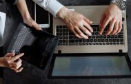 Revoluția digitală a început: de ce inteligența artificială ne modelează prezentul și viitorul