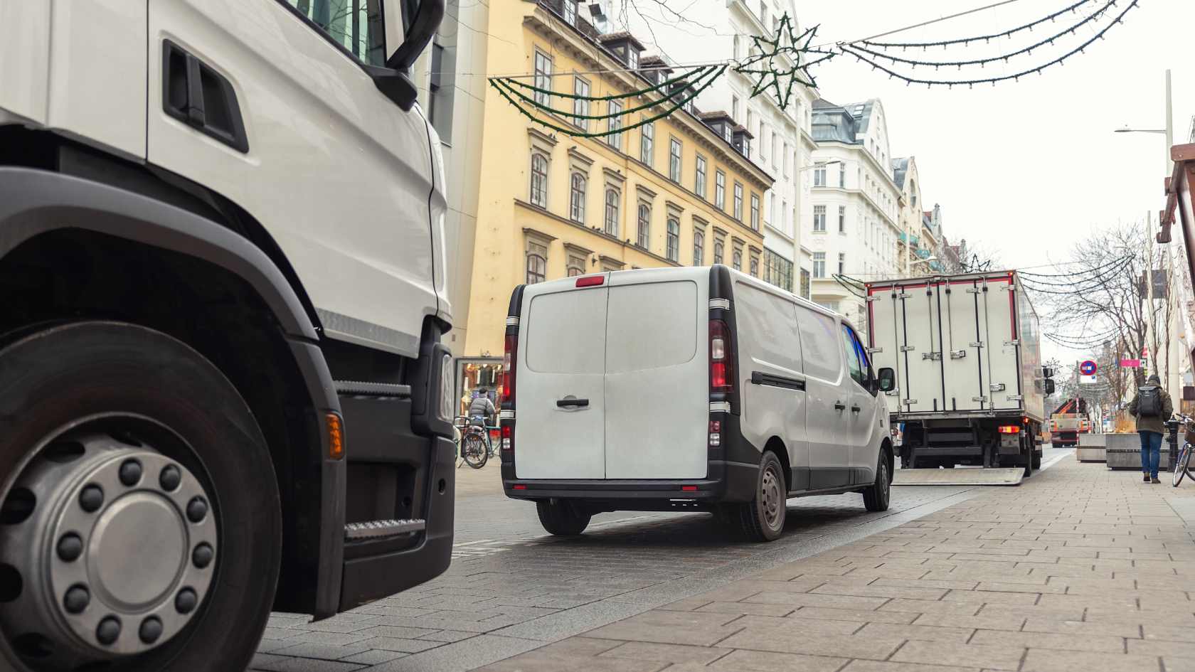 Beneficiile implementării unui sistem de monitorizare flote auto