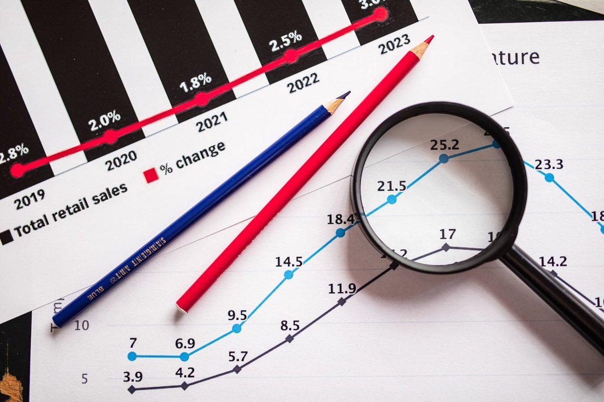 „Te loghezi, publici, facturezi”: modelul SeoPower care transformă 5 minute în profit